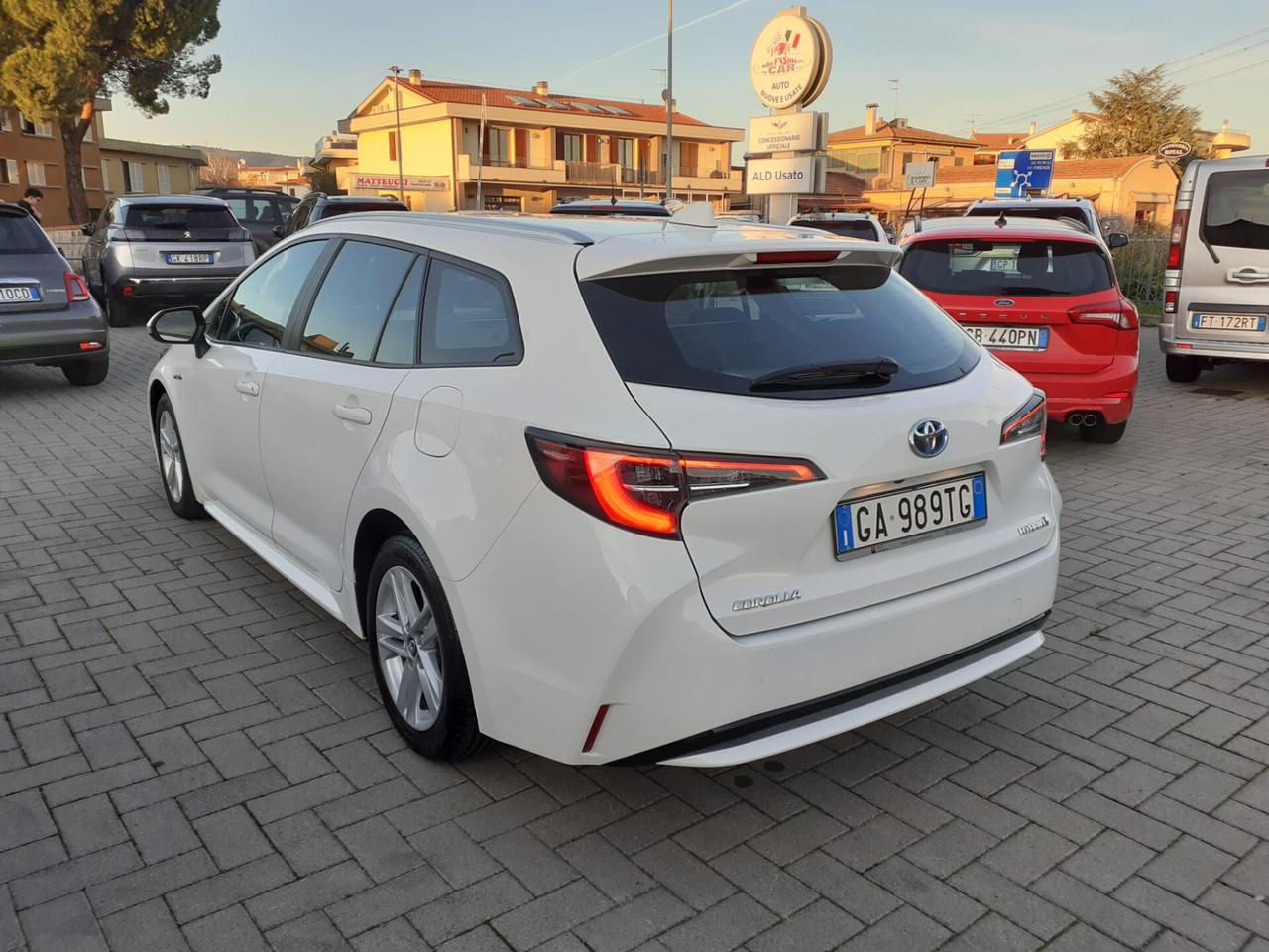 Toyota Corolla SW Touring Sports 1.8 Hybrid Active