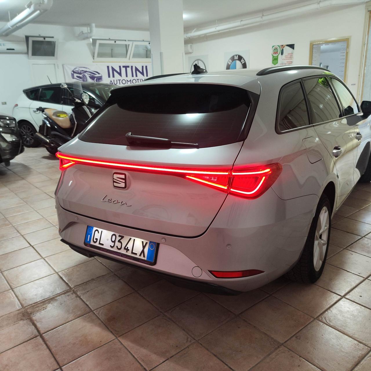 Seat Leon Sportstourer 1.0 eTSI 110 CV DSG Business