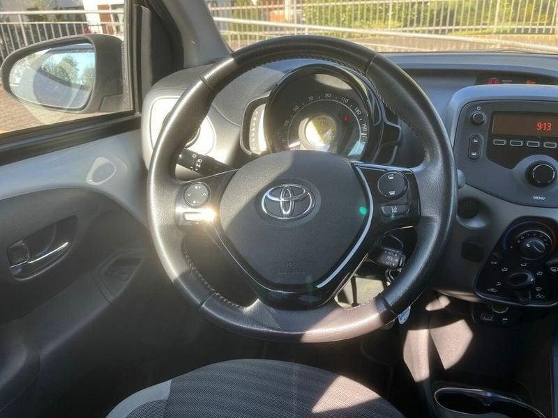 Toyota Aygo 5p 1.0 x-cool 72cv