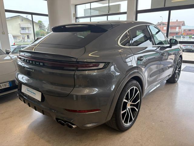 PORSCHE Cayenne Coupé 3.0 V6 S E-Hybrid ASSE POST. STERZ.-ACC