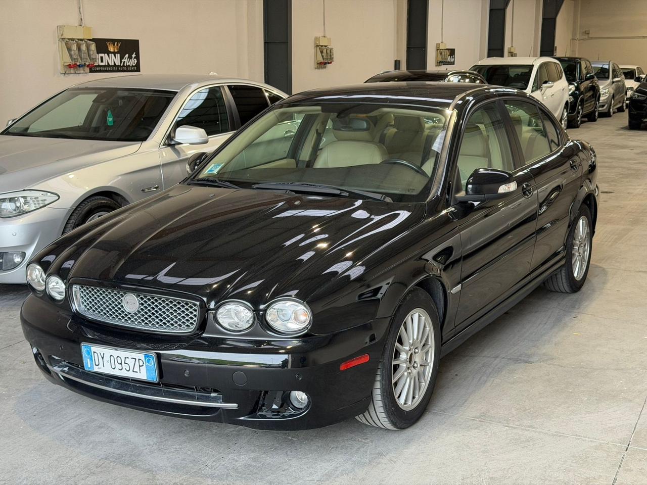 Jaguar X-Type 2.2D cat aut. Luxury cDPF