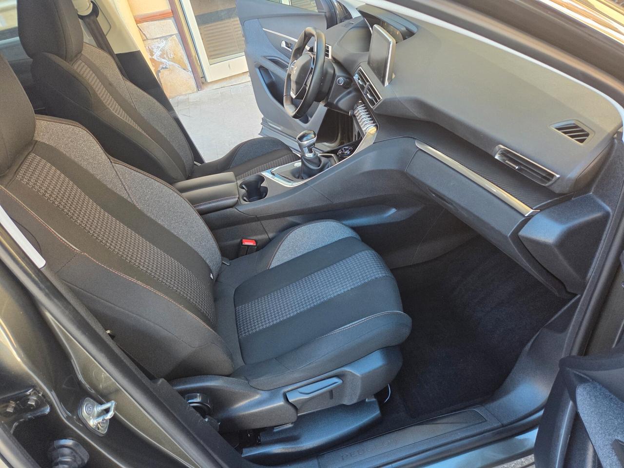 PEUGEOT 3008 1.6 DIESEL 120 CV SOLI KM 110000 CERTIFICATI