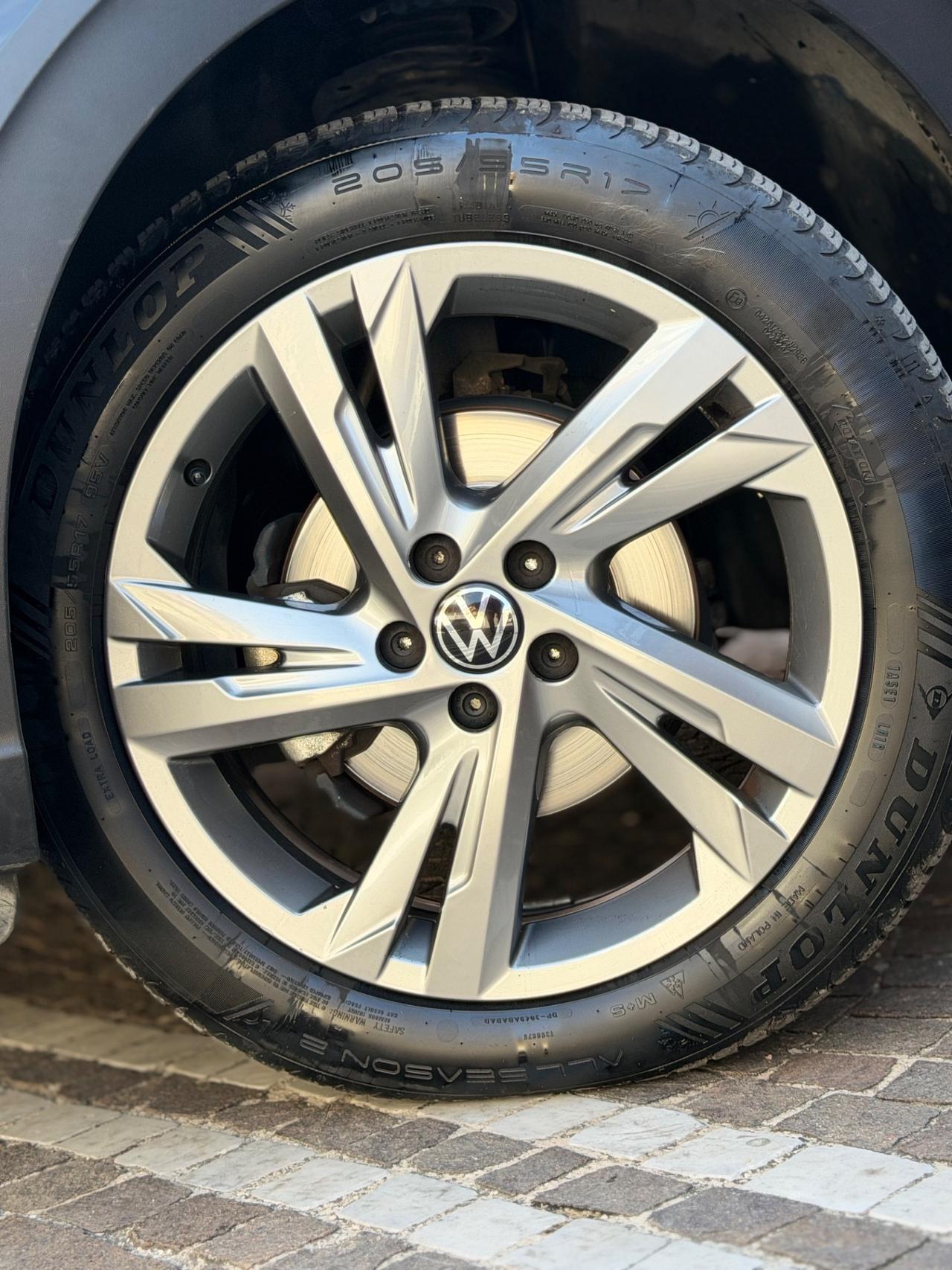 Volkswagen Taigo 1.0 TSI 110 CV DSG R-Line