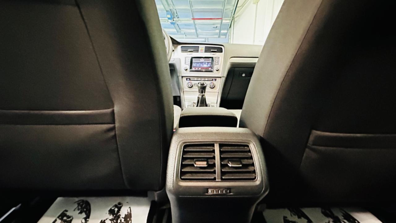 Volkswagen Golf 1.6 TDI 5p. Highline BlueMotion Technology