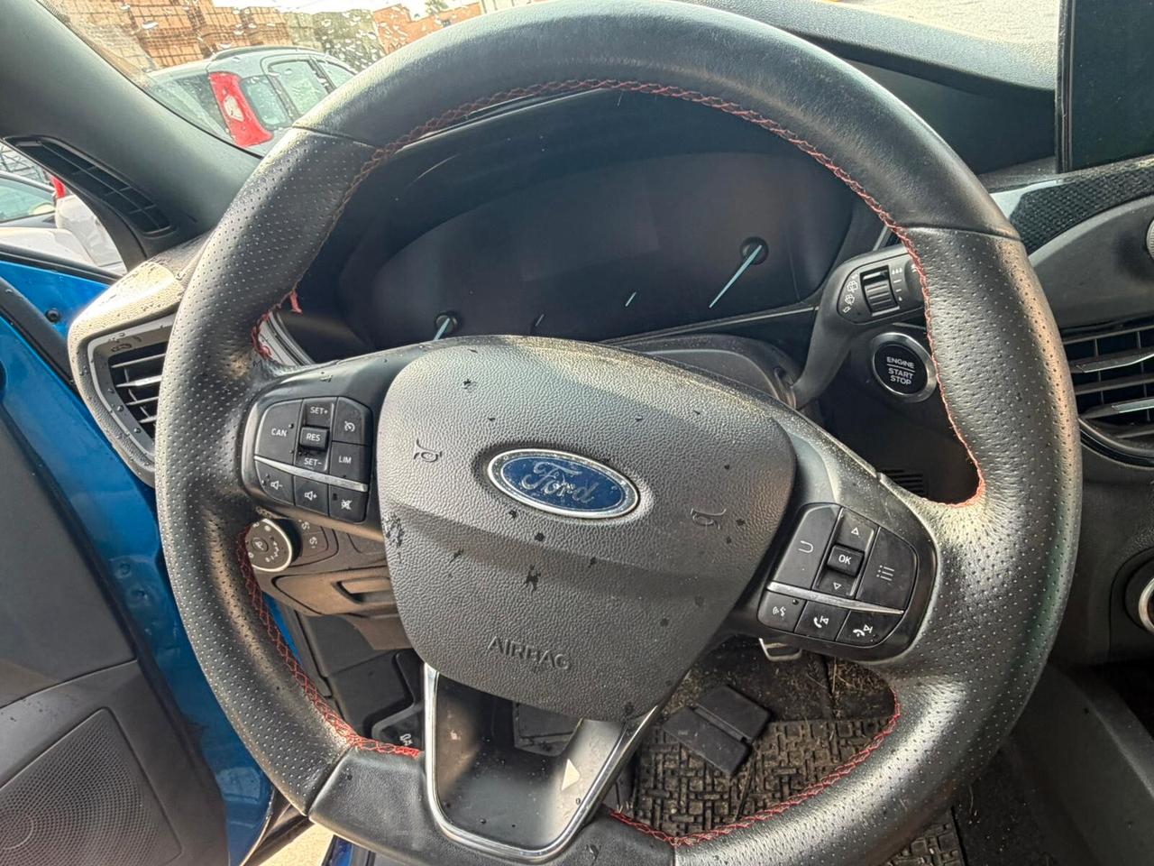 Ford Focus 1.5 ST-Line sinistrato - 2020