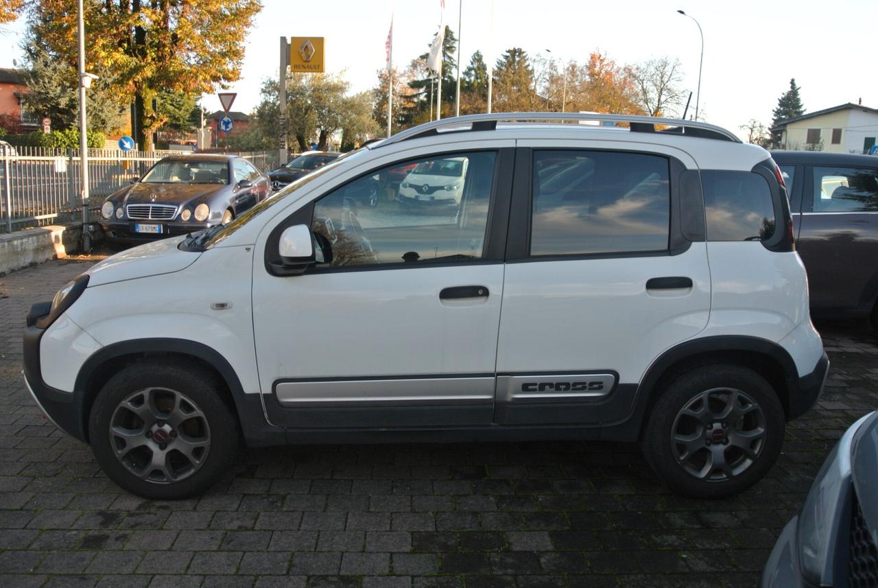 Fiat Panda Cross 1.0 FireFly S&S Hybrid