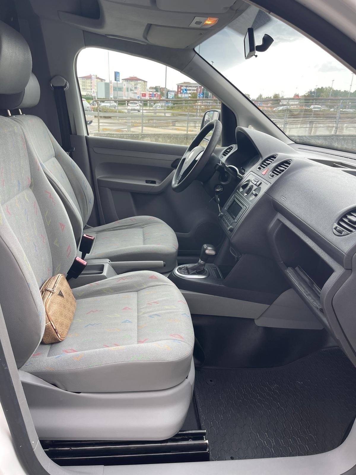 Volkswagen Caddy Maxi 1.9TDI 105 DSG 4p Kom.Duo DPF