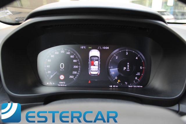 VOLVO XC40 D3 Geartronic Momentum