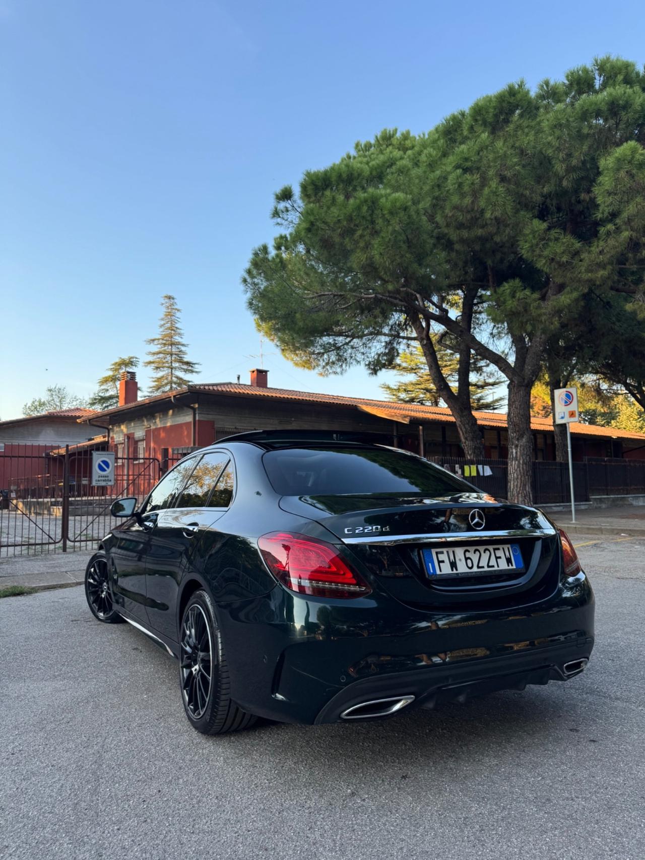 Mercedes-benz C 220 d Auto Coupé Premium