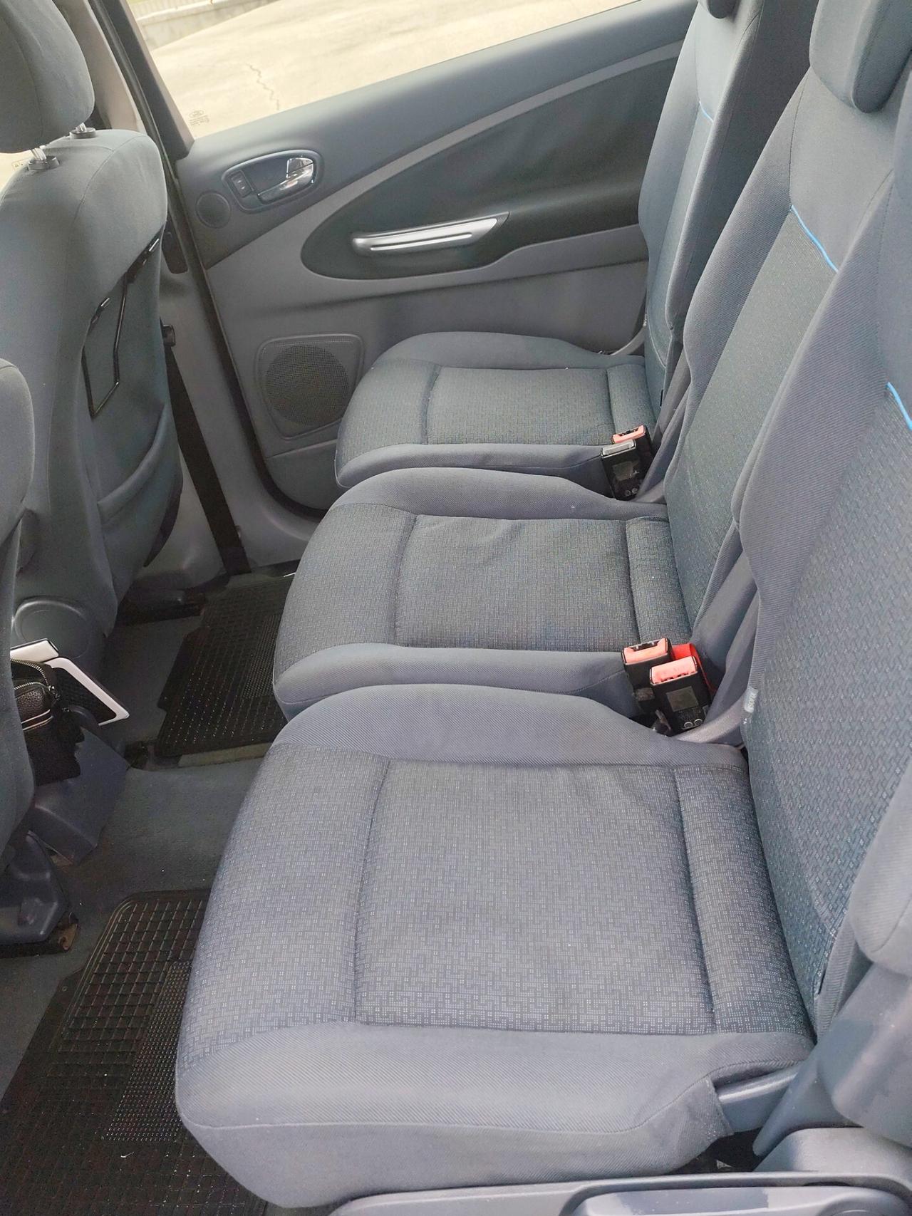 Ford Galaxy 1.8 TDCi 100 CV