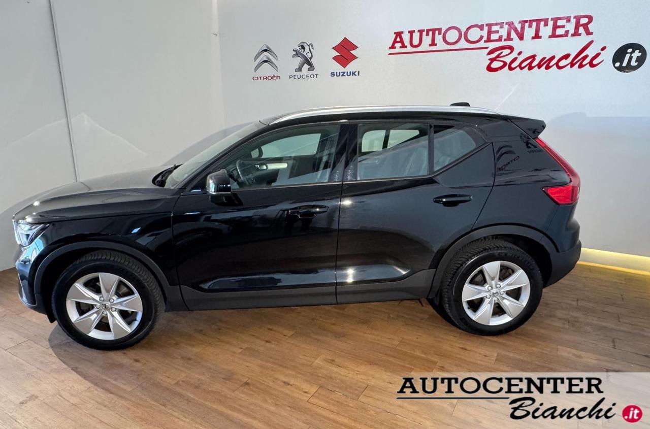 Volvo XC40 2.0 b4 awd Momentum
