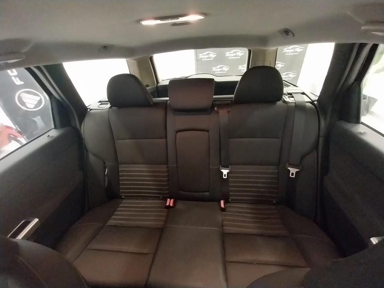 Volvo V50 2.0 150CV R-design 2011