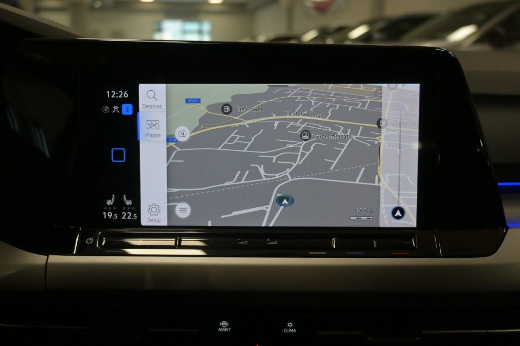 VOLKSWAGEN GOLF 8 EVO LIFE 1.0 TSI (110 CV)