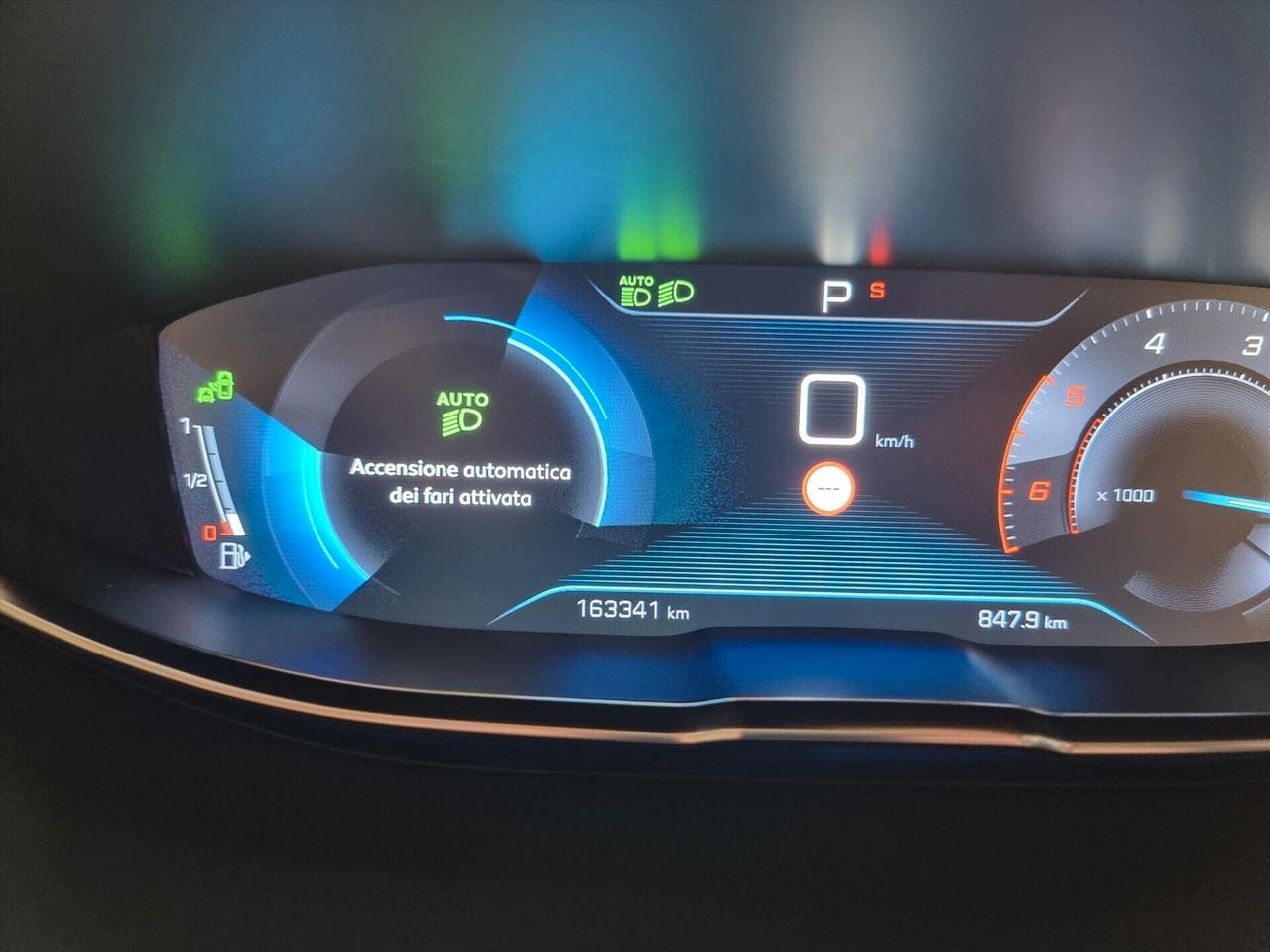 Peugeot 3008 BlueHDi 130 S&S EAT8 Allure ACTIGRIPP NAVIGATORE