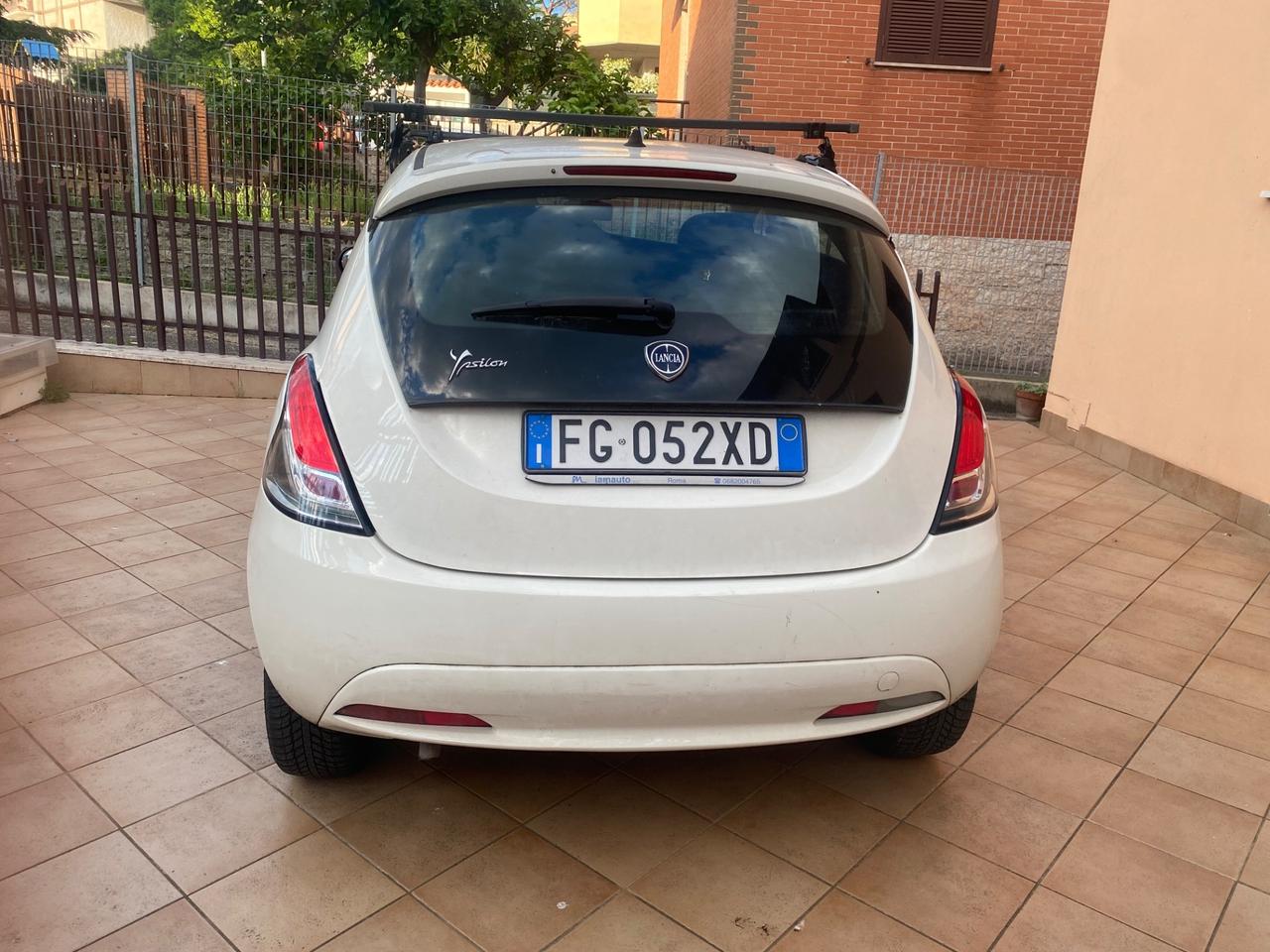 Lancia Ypsilon 1.2 69 CV 5 porte Platinum