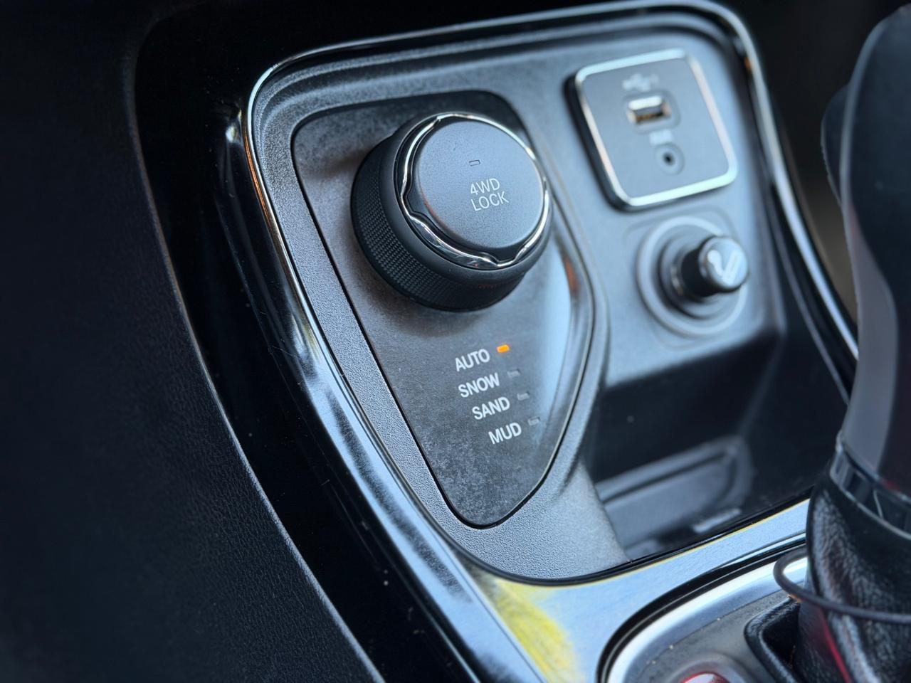 Jeep Compass 2.0 Multijet 4x4 automatica con gancio