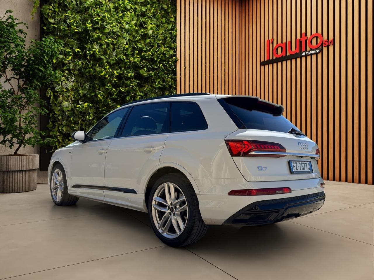 Audi Q7 50 TDI 7 P. STRAFULL PERFETTA!