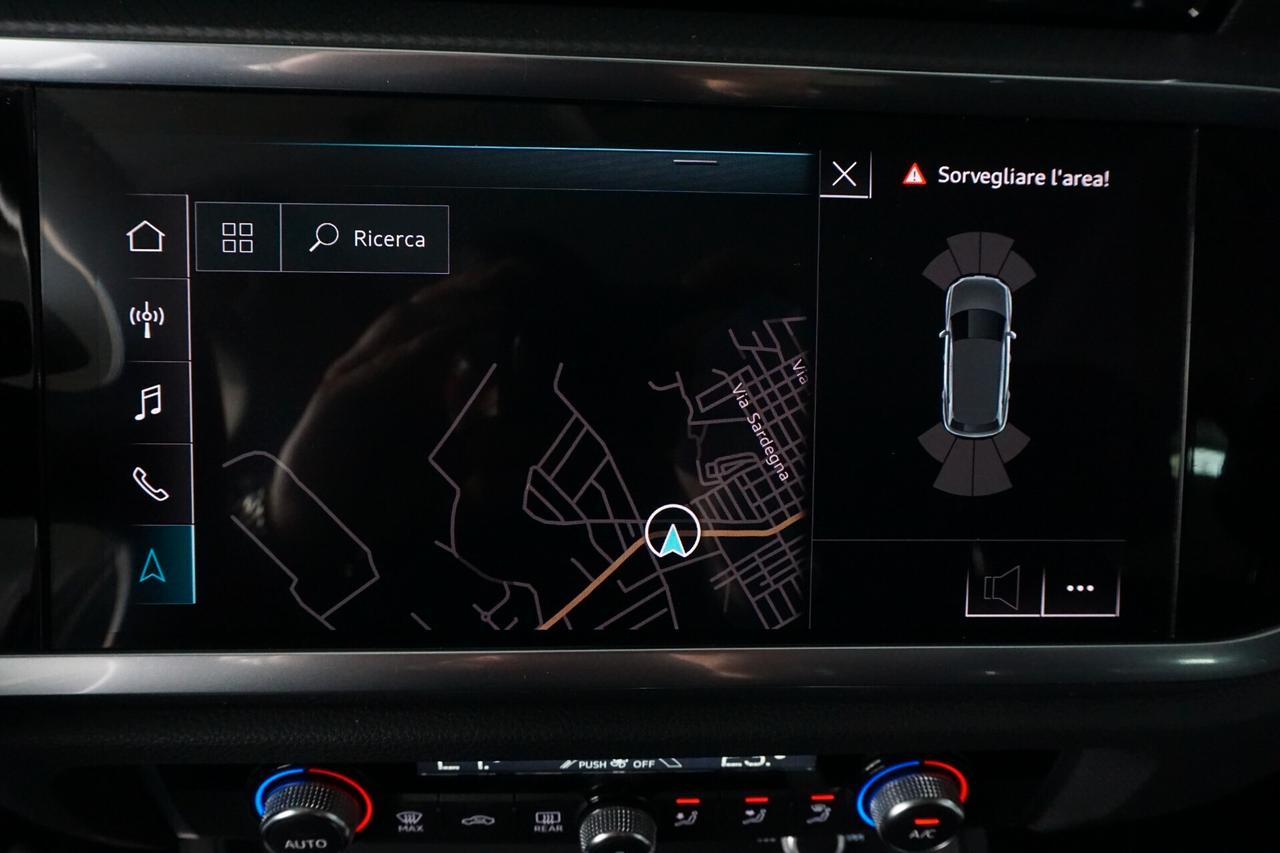 Audi Q3 35 TDI S tronic Business