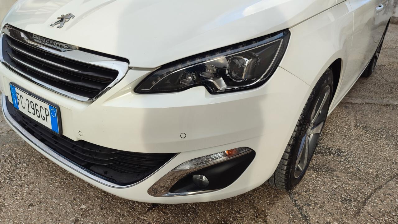 Peugeot 308 BERLINA TETTO PANORAMICO 1.6 HDI