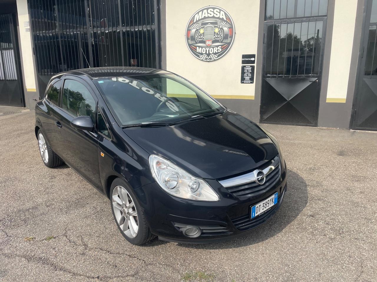 Opel Corsa NEOPATENTATI