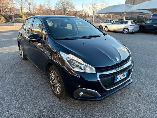 Peugeot 208 PureTech 82 5 porte Allure