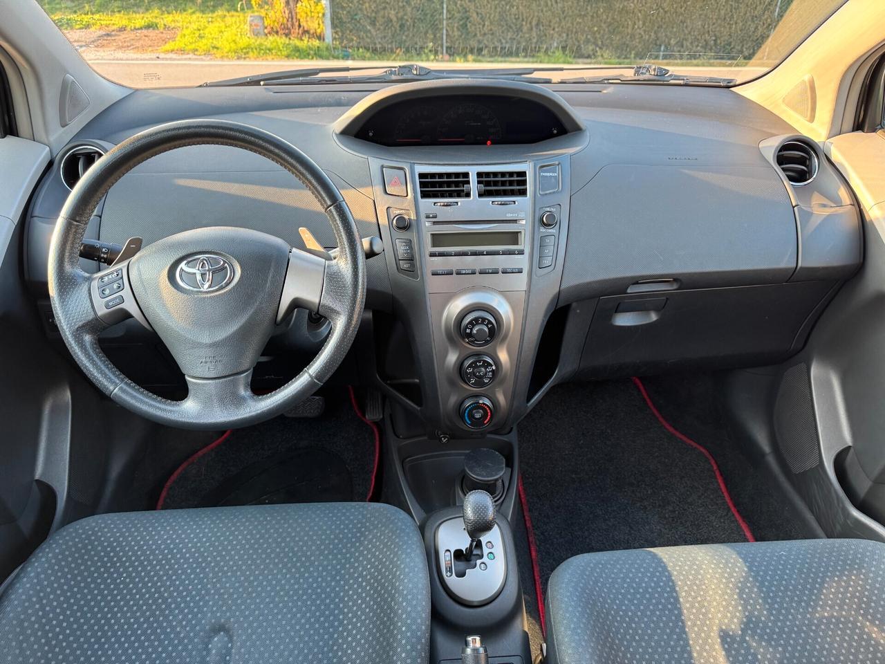 Toyota Yaris 1.3 5 porte M-MT Sol