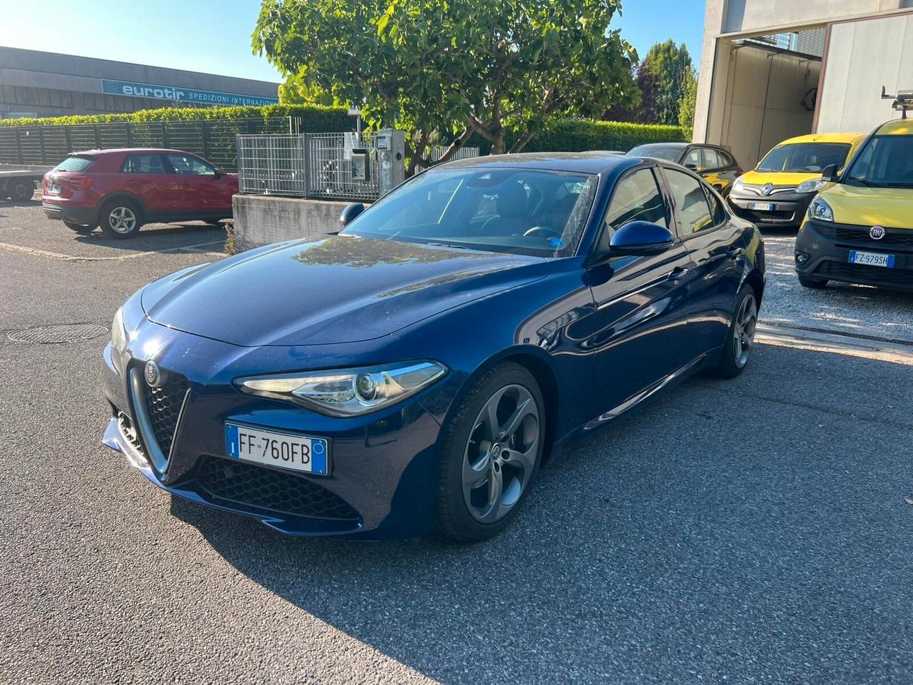Alfa Romeo Giulia 2.2 Turbodiesel 180 CV AT8 Business Sport Launch Ed.