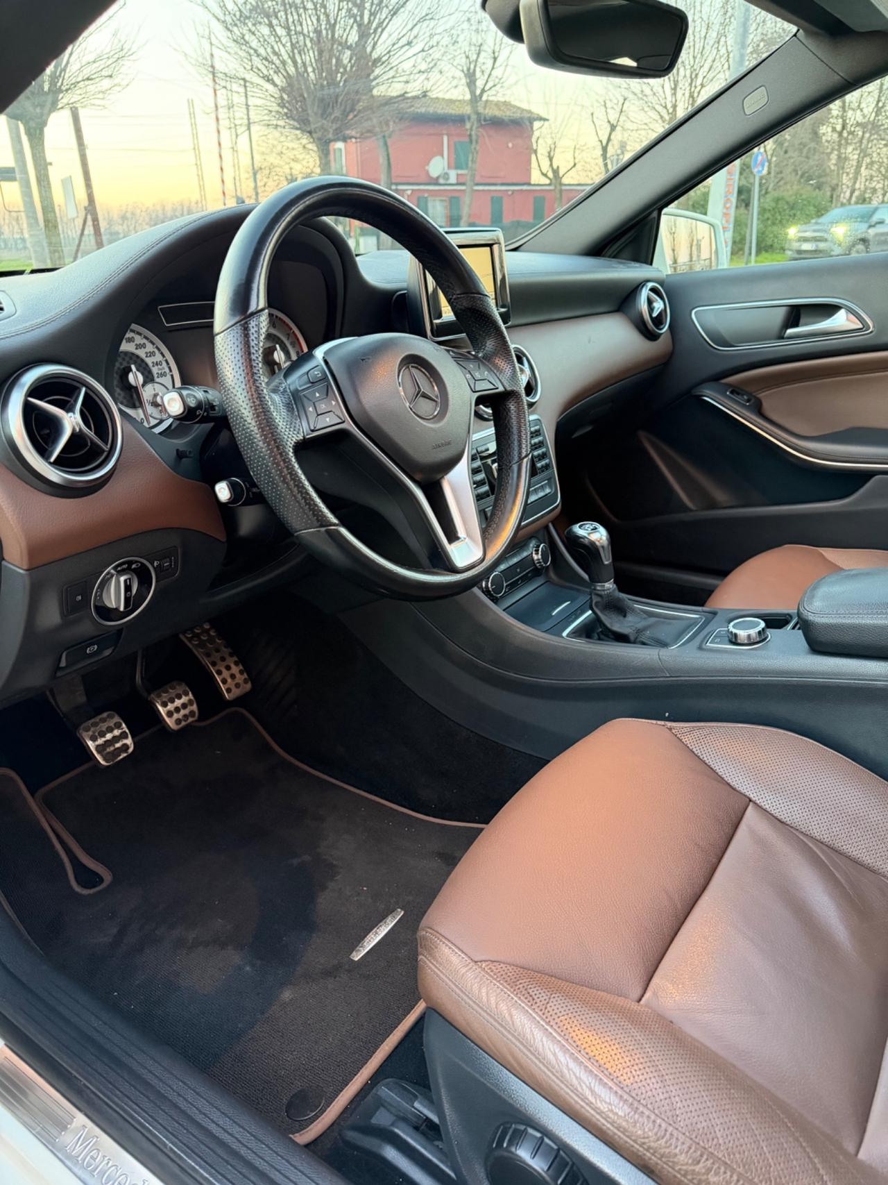 Mercedes-benz A 180 Premium
