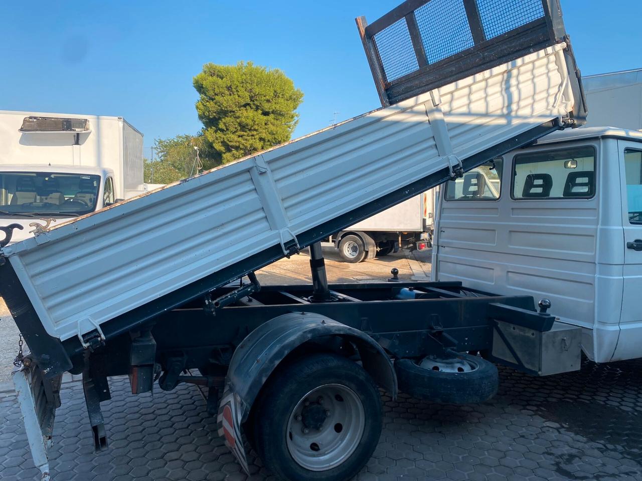 Iveco Daily 35-10 2.8 TD Ribaltabile Trilaterale