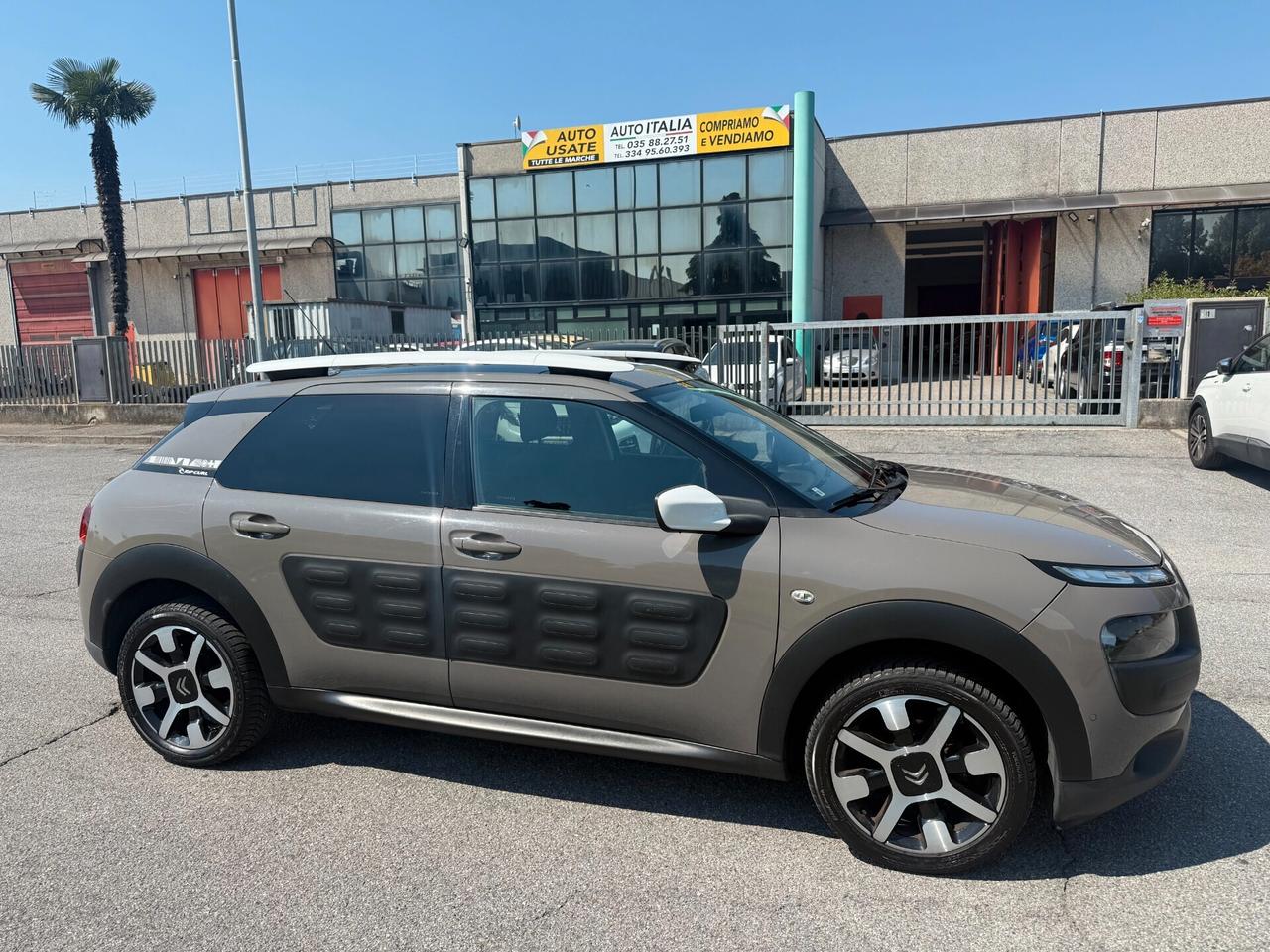Citroen C4 Cactus BlueHDi 100 Shine*NAVI*EURO6B*