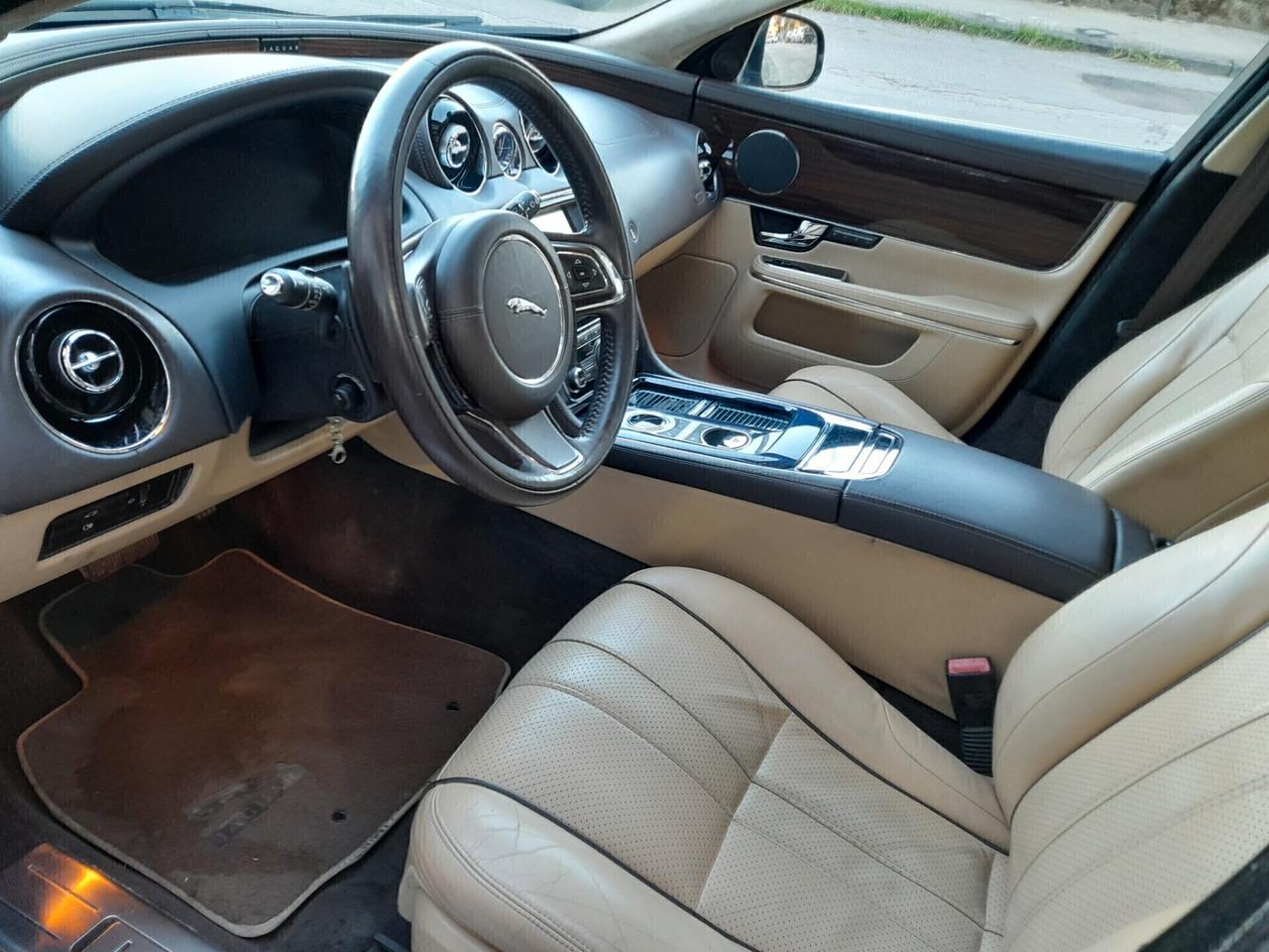 Jaguar XJ 3.0D V6 Premium Luxury