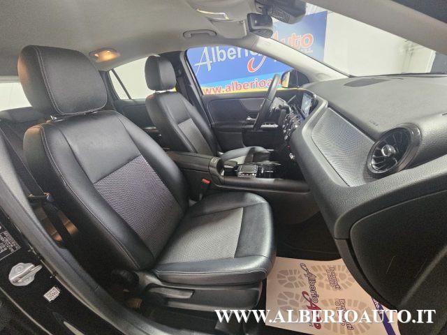 MERCEDES-BENZ GLA 200 d Automatic Business