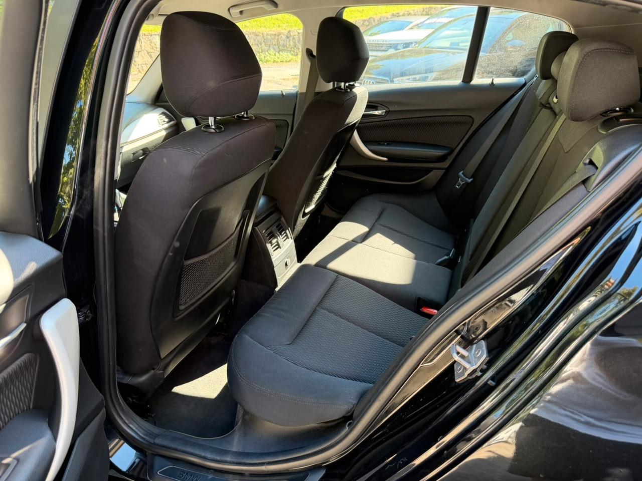 Bmw 118 118d xDrive 5p. Sport 143CV GARANZIA 1 ANNO