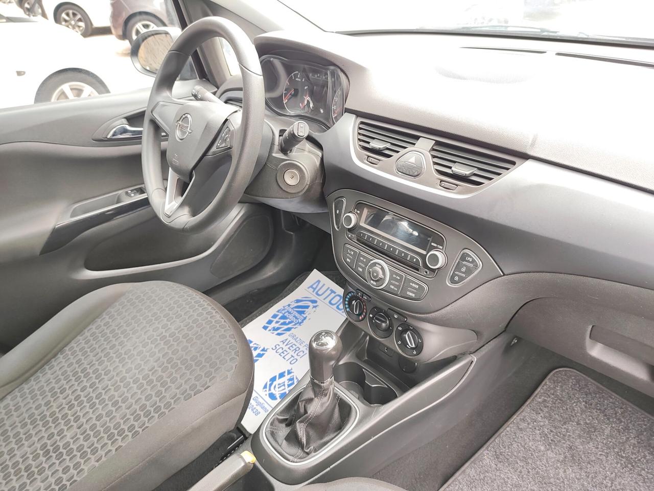 Opel Corsa 1.4 90CV BENZINA E GPL DI SERIE