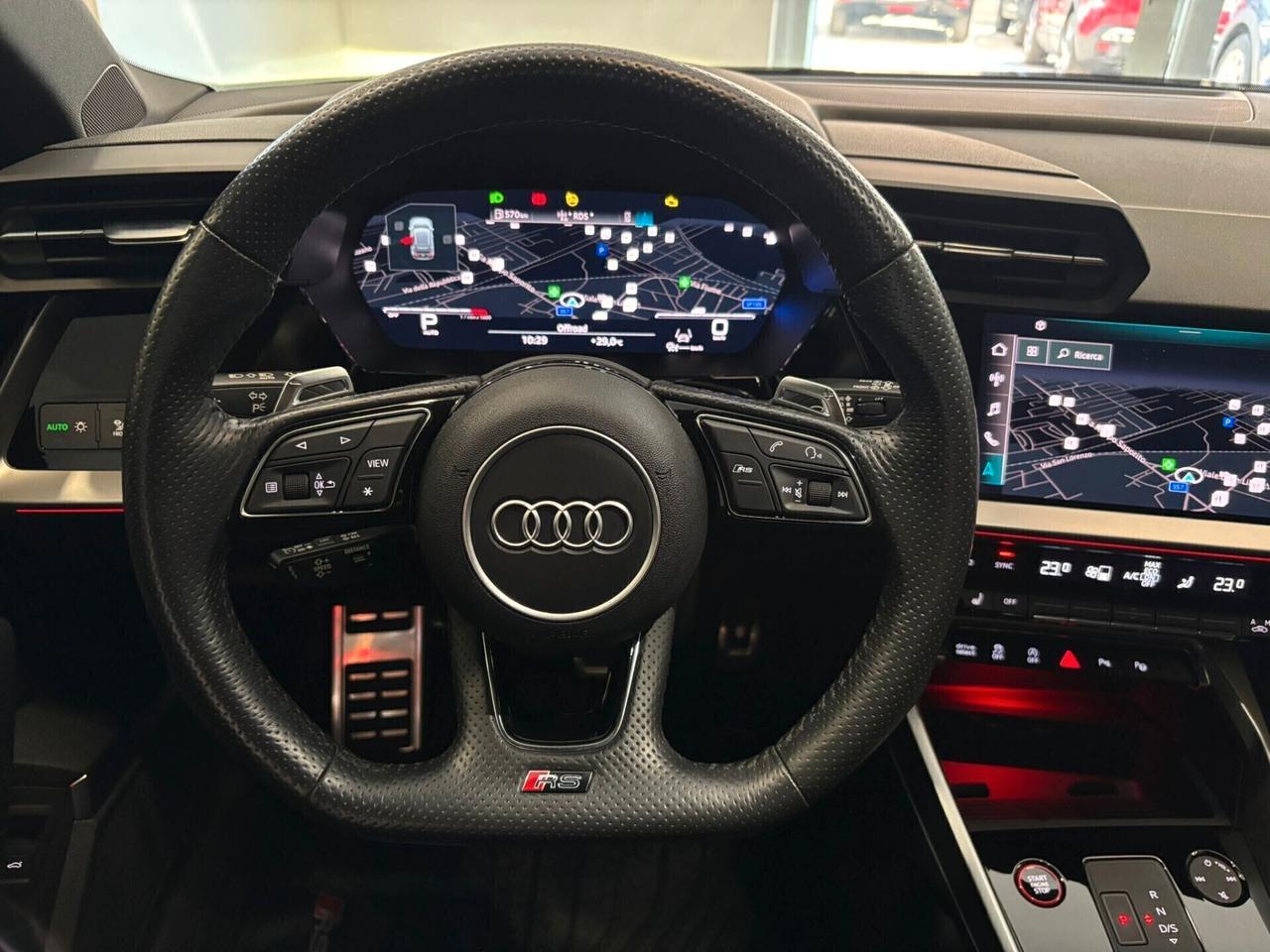 Audi RS3 quattro S tronic