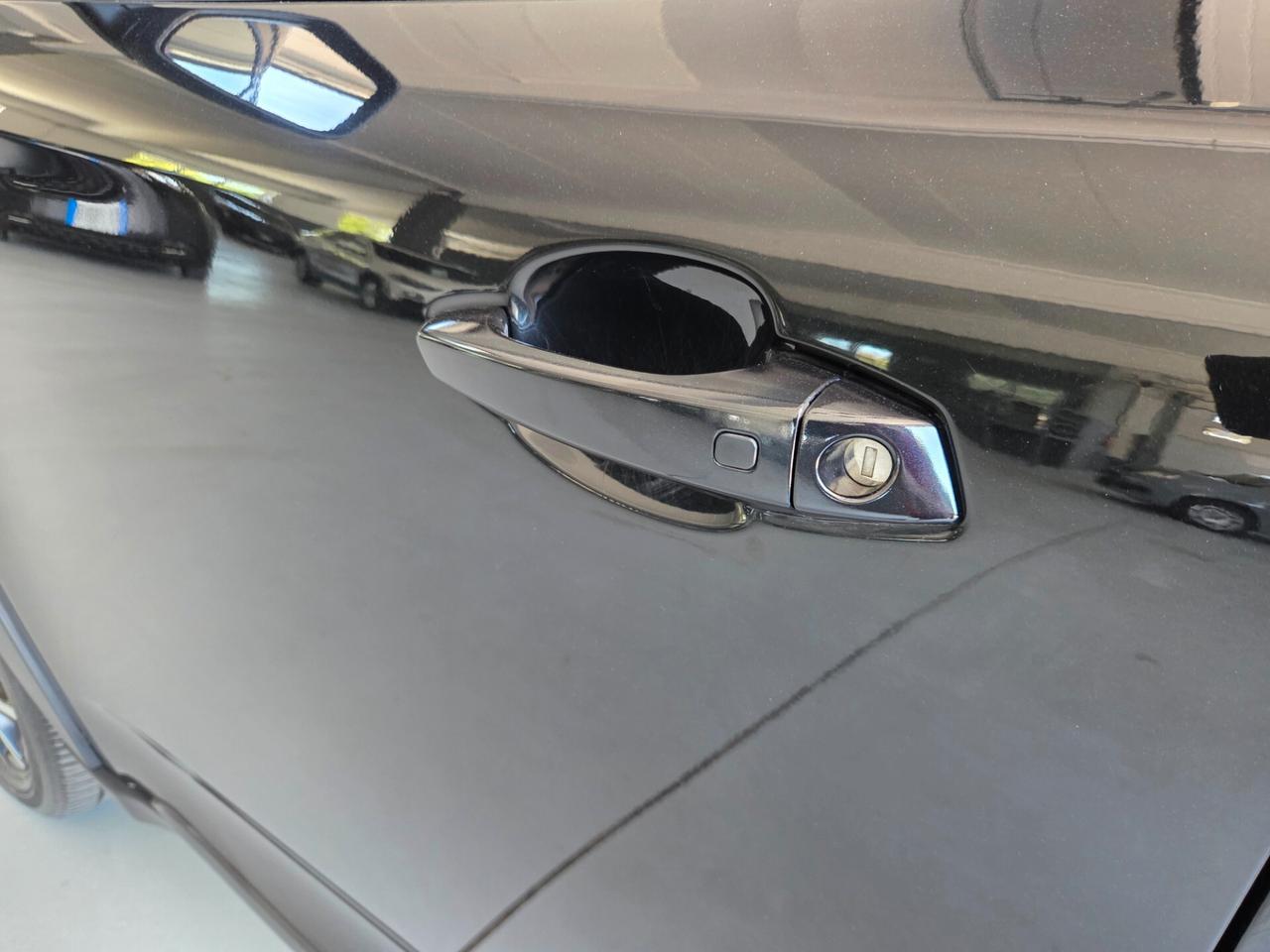 Mahindra KUV100 1.2 VVT K8 87cv