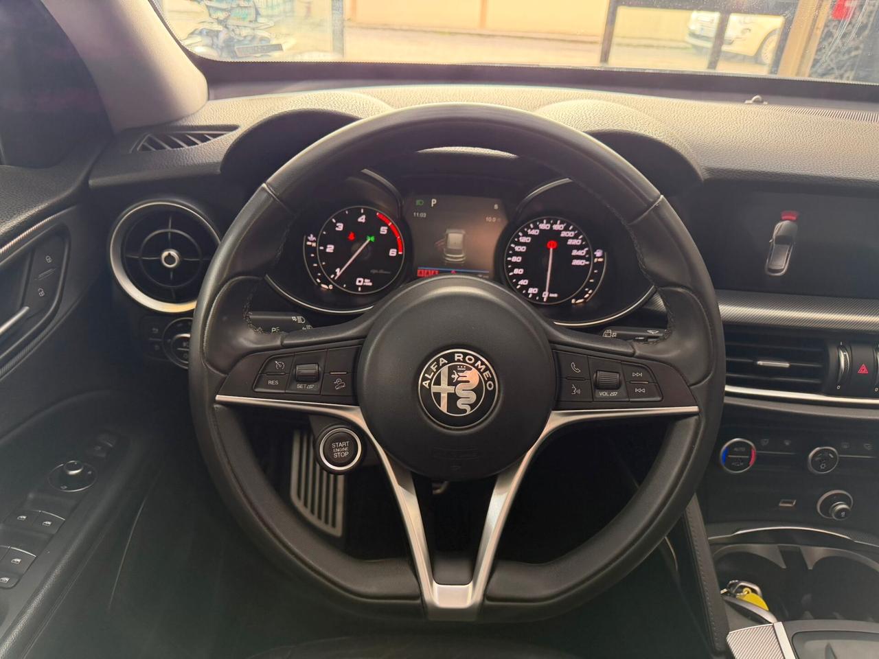 Alfa Romeo Stelvio 2.2 Turbodiesel 180 CV AT8 Q4 Executive