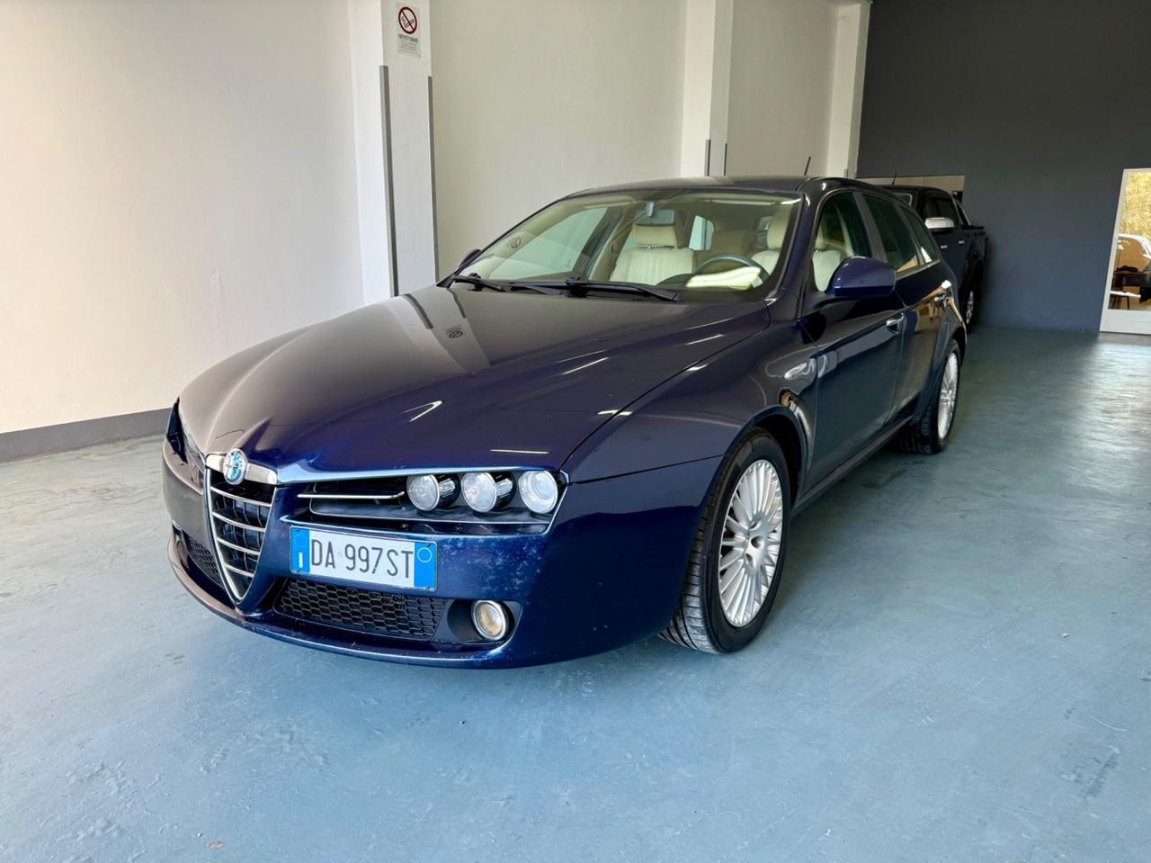 Alfa Romeo 159 1.9 JTDm 16V Exclusive