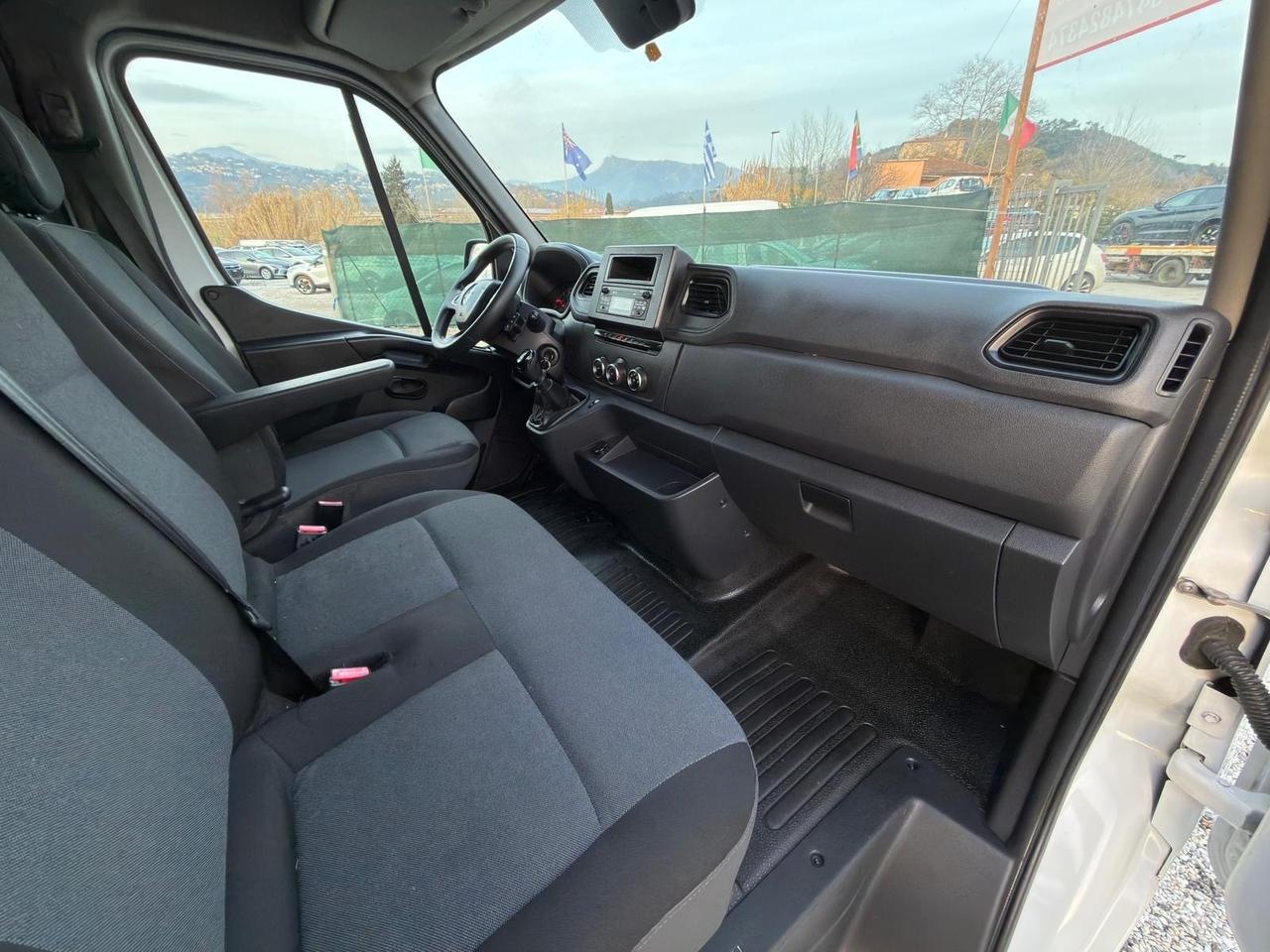 Renault Master T35 2.3 dCi Furgone