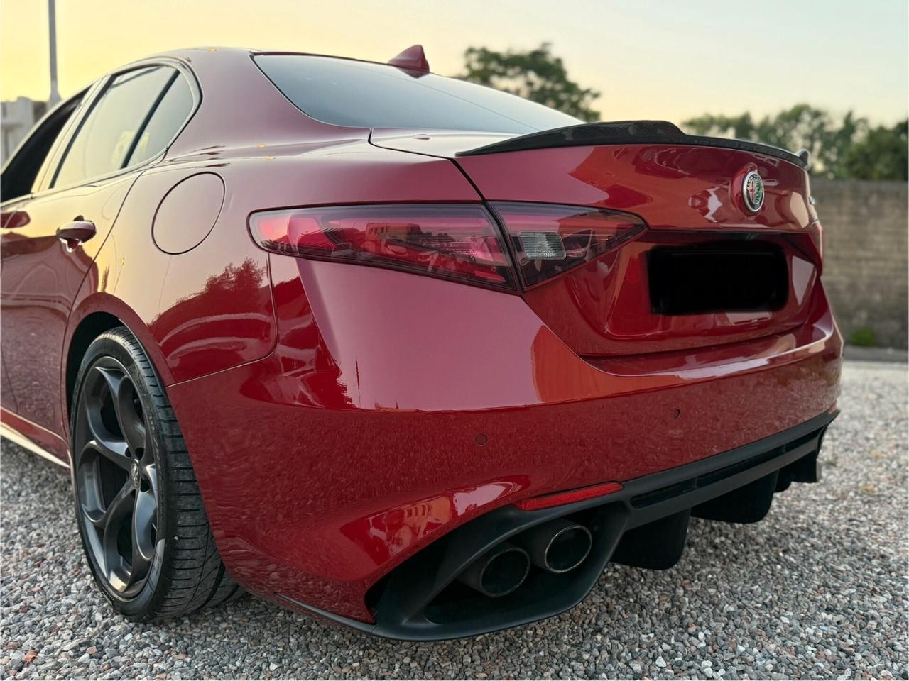 Alfa Romeo Giulia 2.9 V6 Bi-Turbo Quadrifoglio MANUALE