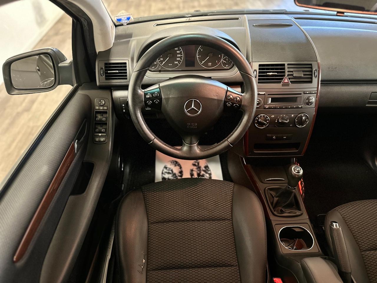 Mercedes-benz A 160 BlueEFFICIENCY Special Edition NEOPATENTATI