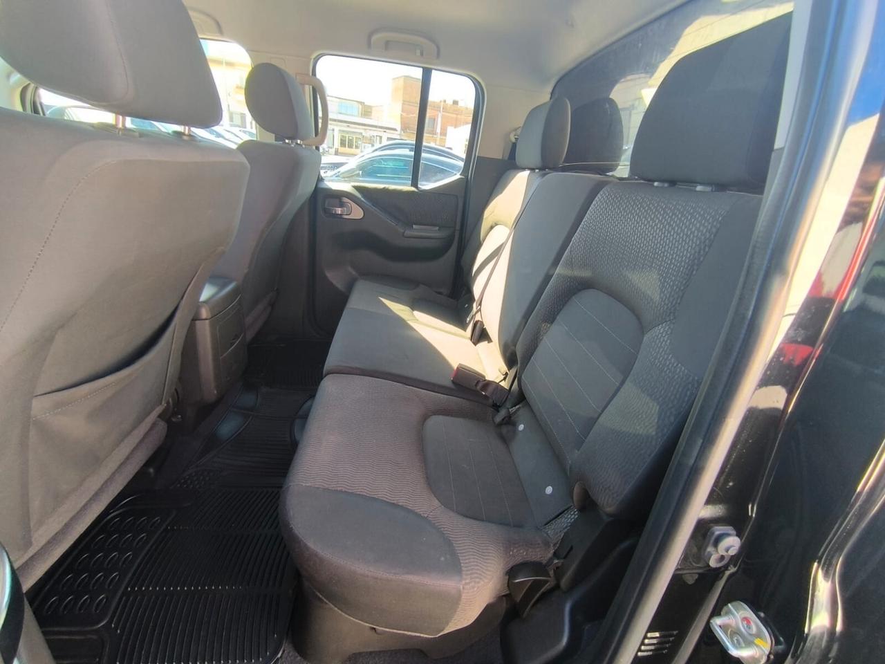 Nissan Navara 2.5 dCi 190CV Double Cab 2012