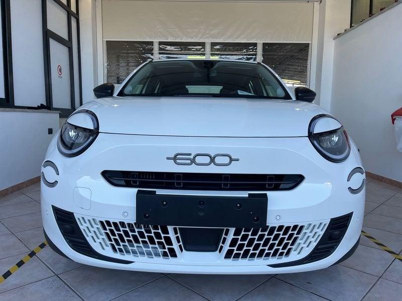 FIAT 600 1.2 MHEV 100cv