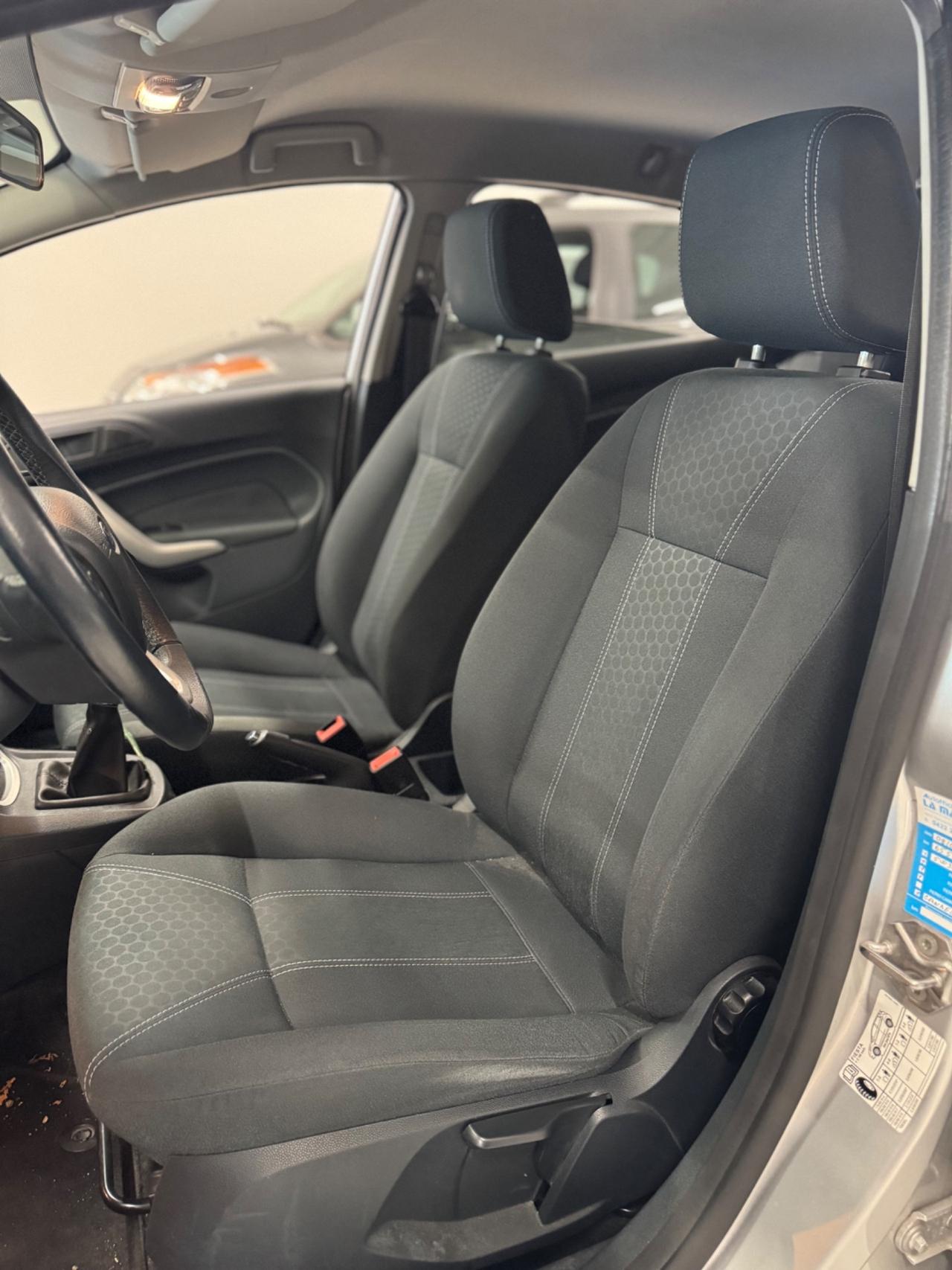 Ford Fiesta 1.2 82 CV 5 porte NEOPATENTATI