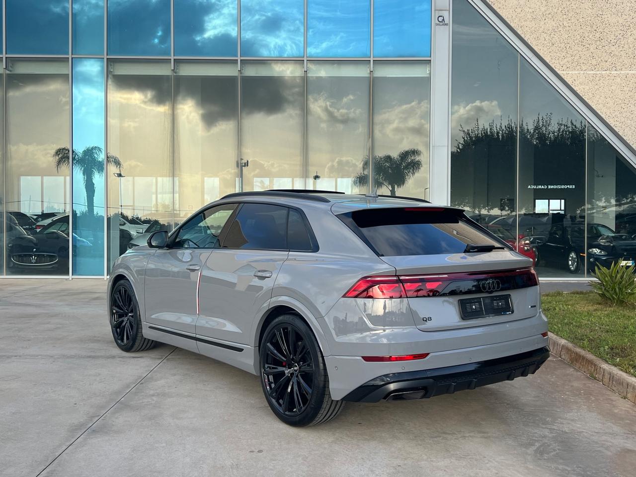 Audi Q8 Competition possibilità noleggio no scoring