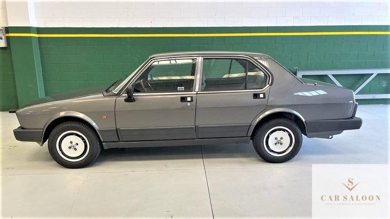 Alfa Romeo Alfetta 2000 2.0 Quadrifoglio ORO - Pronta!