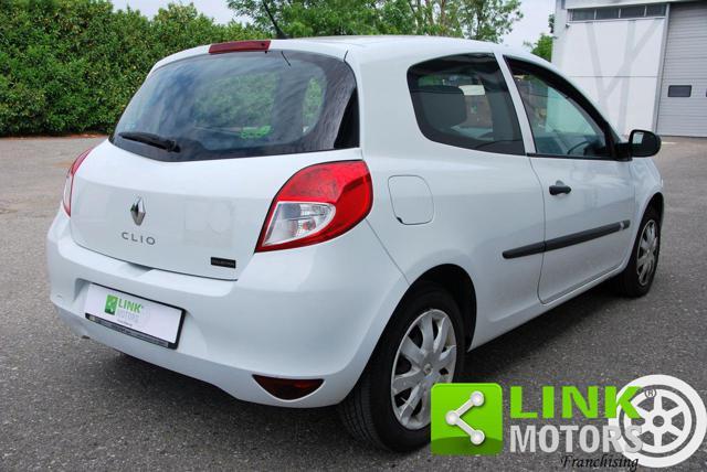 RENAULT Clio Van 1.5 Dci 75CV 2013 - AUTOCARRO