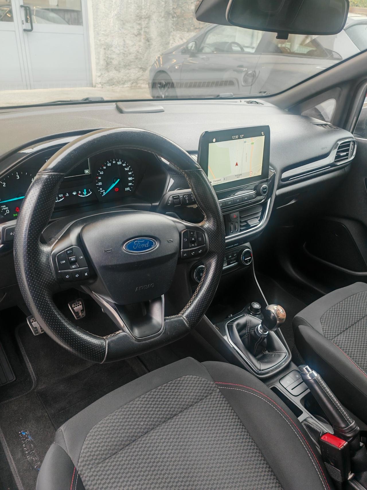 Ford Fiesta 1.5 TDCi 5 porte ST-Line