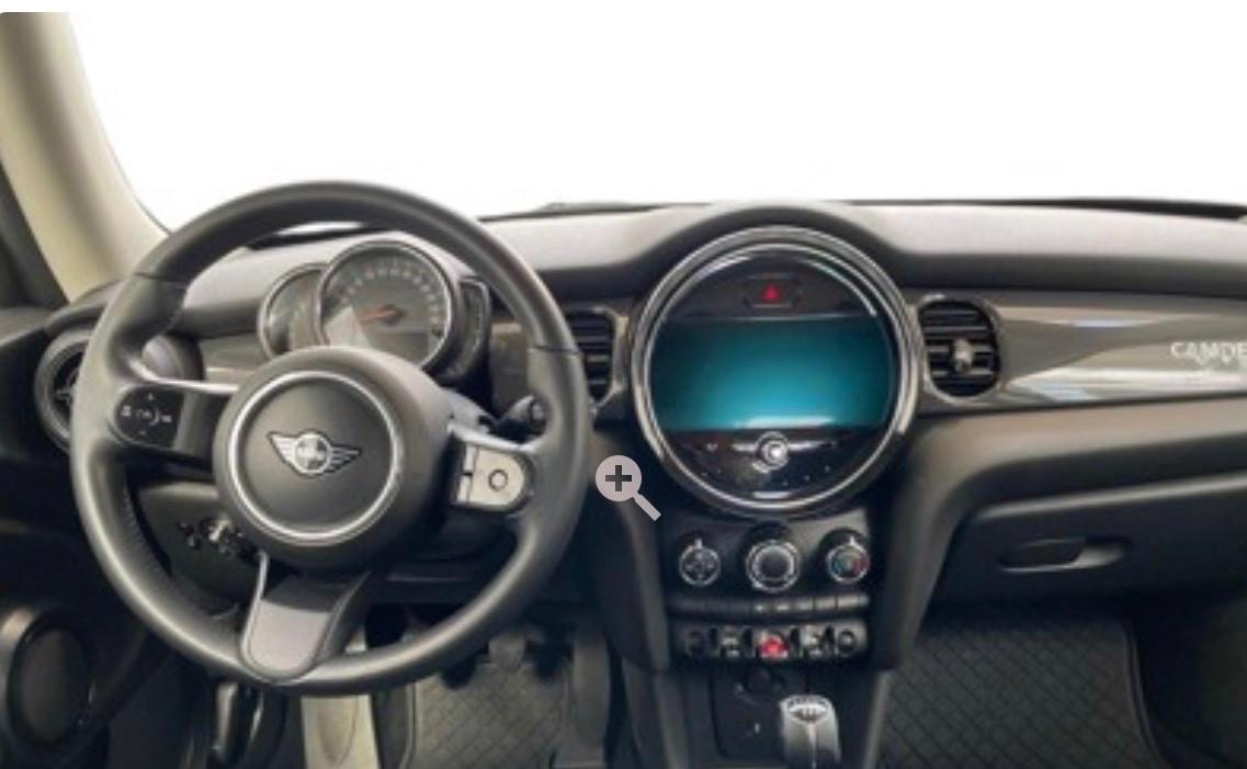 Mini 1.5 One Camden Edition iva esposta