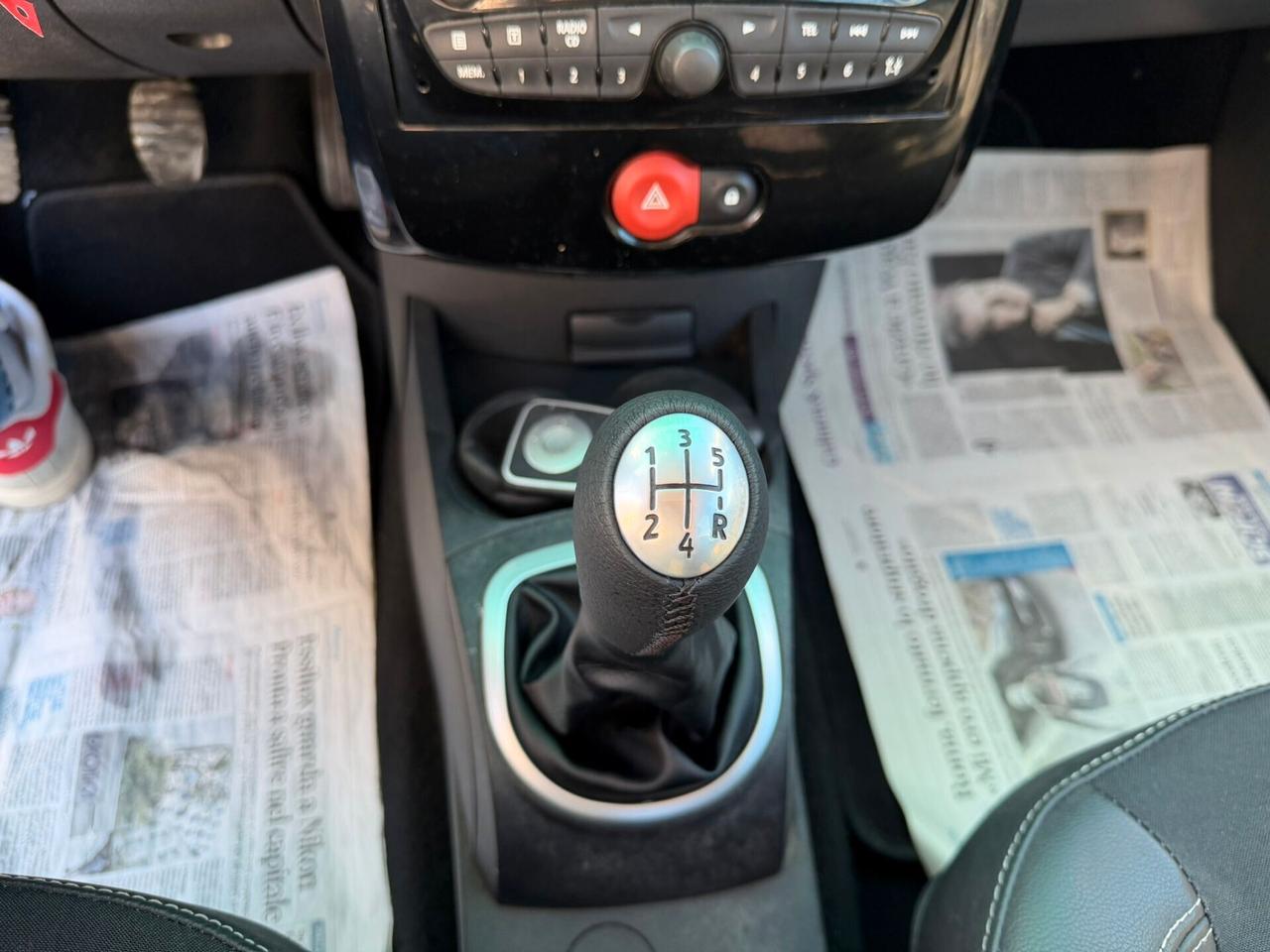 Renault Clio 1.2 16V 5 porte Live! - Anno 2011 - NEOPATENTATO